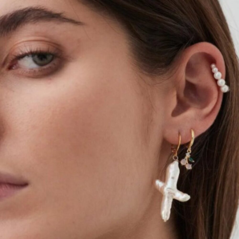 Natural Cross Shape Freshwater Pearl Earrings Copper Gold-Plated Design Feel - Picture 3 of 3